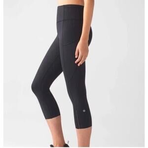 Lululemon Athletica Fast & Free Tight Nulux Crop Legging Black size 4 / Small